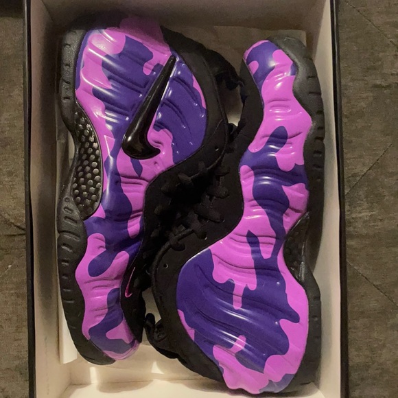 Court Purple Nike Foamposites Size 9.5